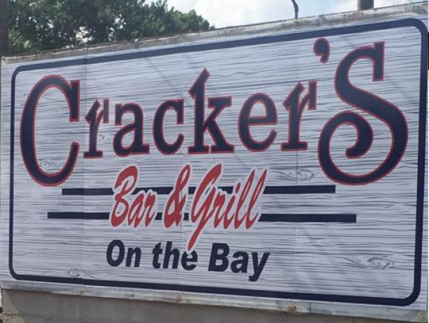 Cracker's Bar & Grill