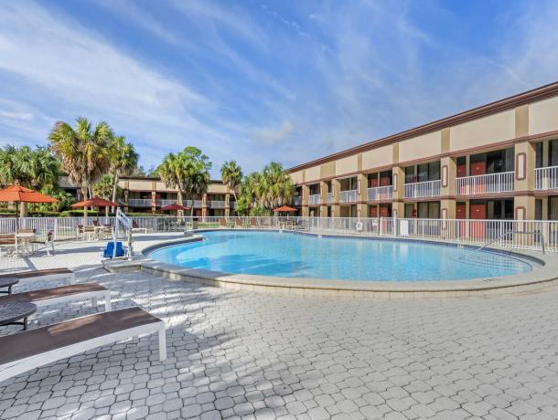 Rodeway Inn by Choice Hotels