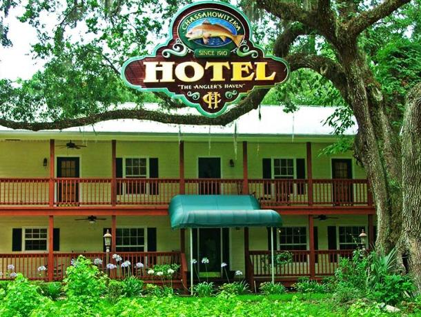 The Chassahowitzka Hotel