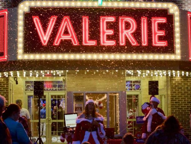 Inverness Light Up the Lake (November/December)