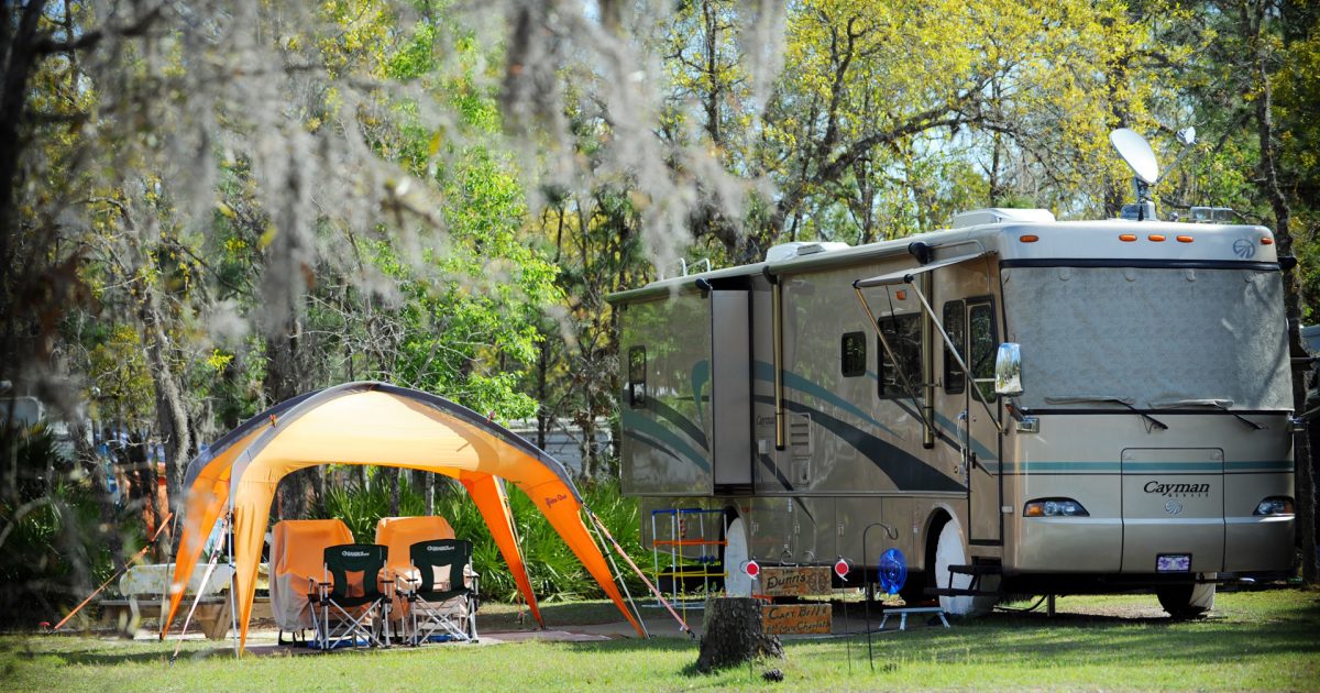 Oceaan peddelen tiran A Guide to Tent & RV Camping in Crystal River, FL | Discover Crystal River